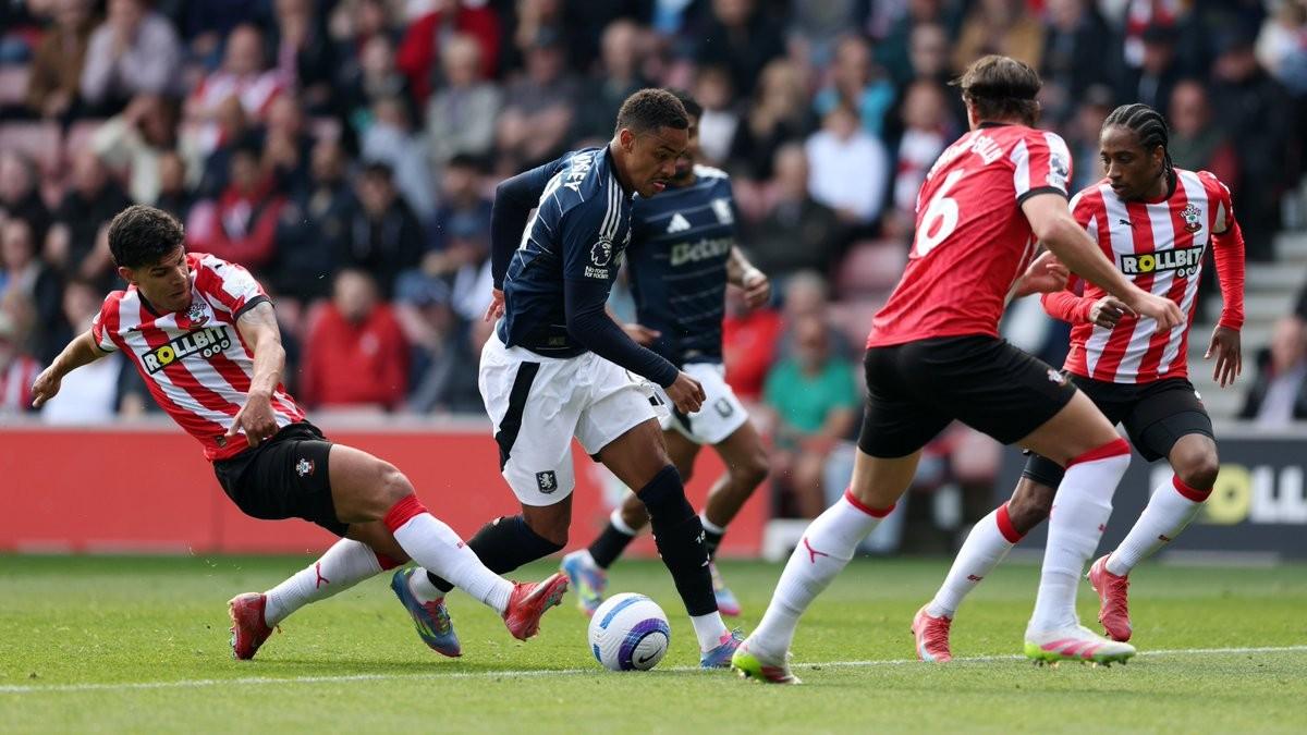 包含南安普顿连败，稳固联赛垫底位置的词条