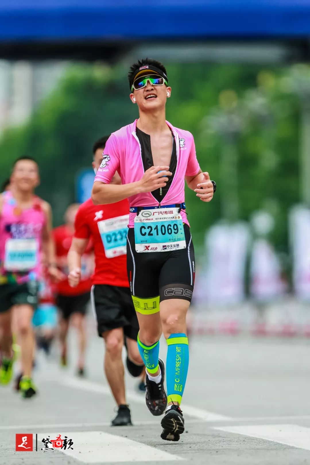 星空体育在线-芬兰马拉松选手领跑全程，夺得亚军