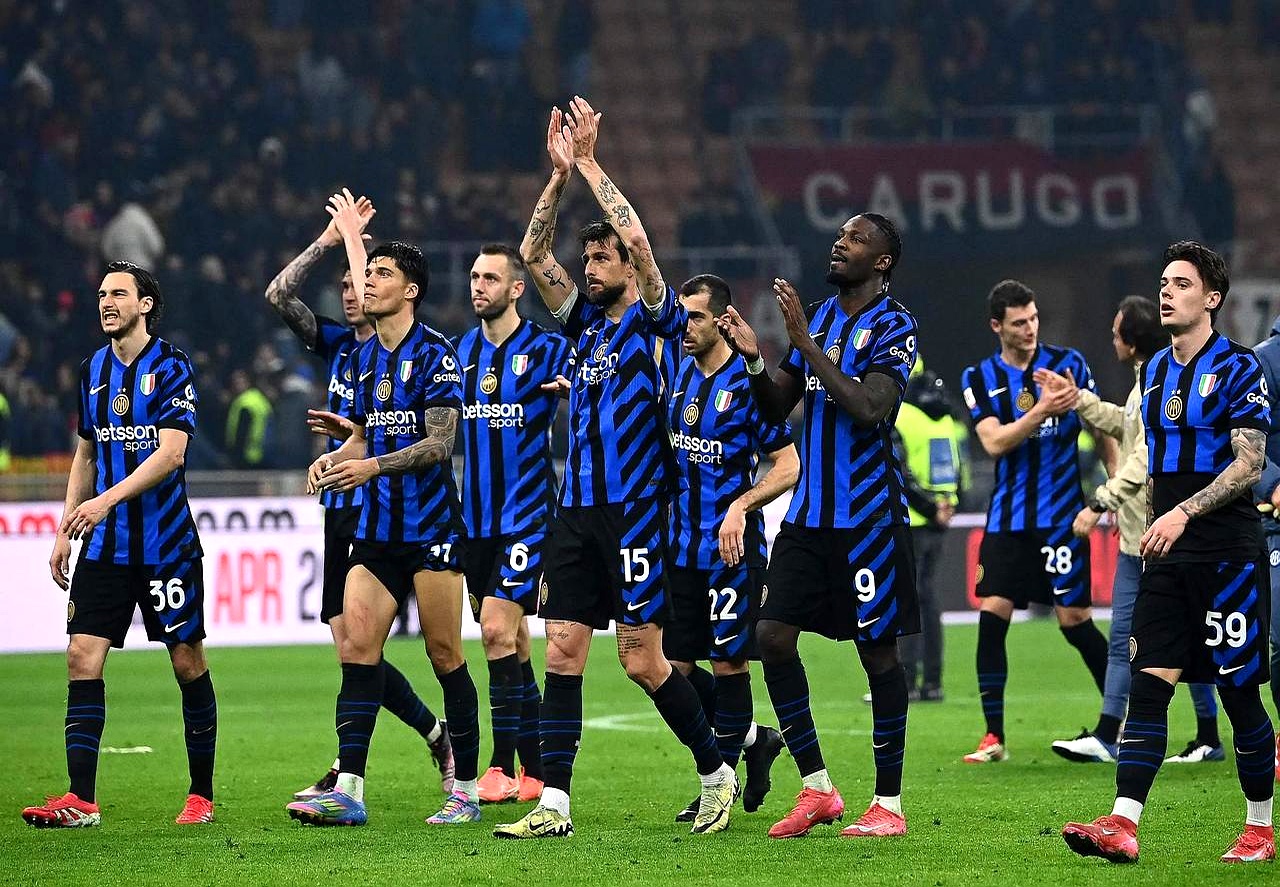 意大利战平波兰，成功晋级欧预赛半决赛的简单介绍