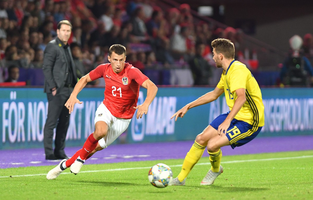 奥地利队力争三分，对阵爱沙尼亚队